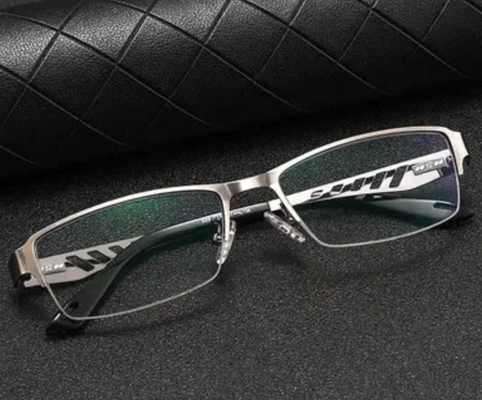 🔥ULTRA-LIGHT MULTI-FOCAL PHOTOCHROMIC READING GLASSES