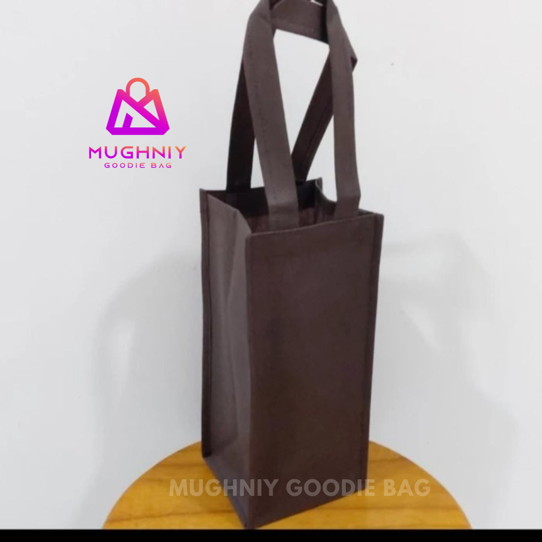 (10x10x30) Spunbond 75 gram Tote Bag Botol Tumbler / Tas Wine Include Sablon 1 warna dan 1 sisi