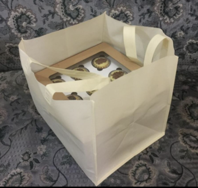 (25x24x28) Goodie Bag Box semi Jahit Custom sablon 1 warna tinta dan 1 sisi