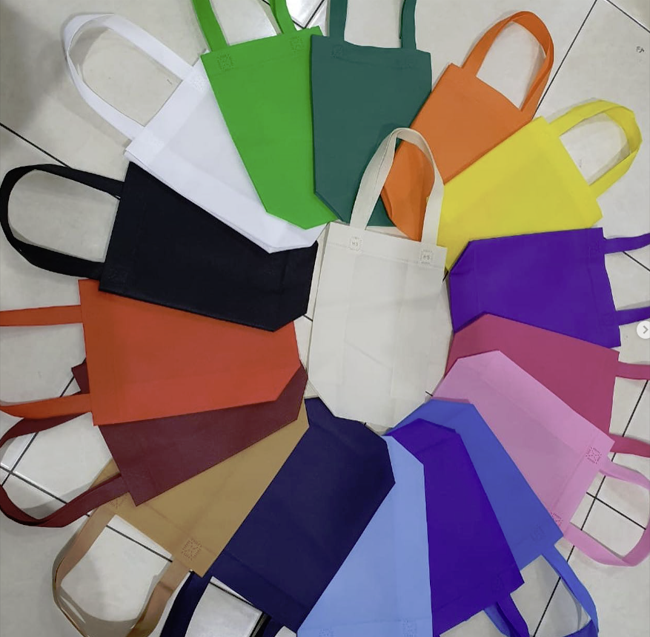 (20X25X8) Tas Spunbond HBPA / Goodie Bag Bahan Kain Spunbond tebal 75 gram include sablon 1 warna 1 sisi