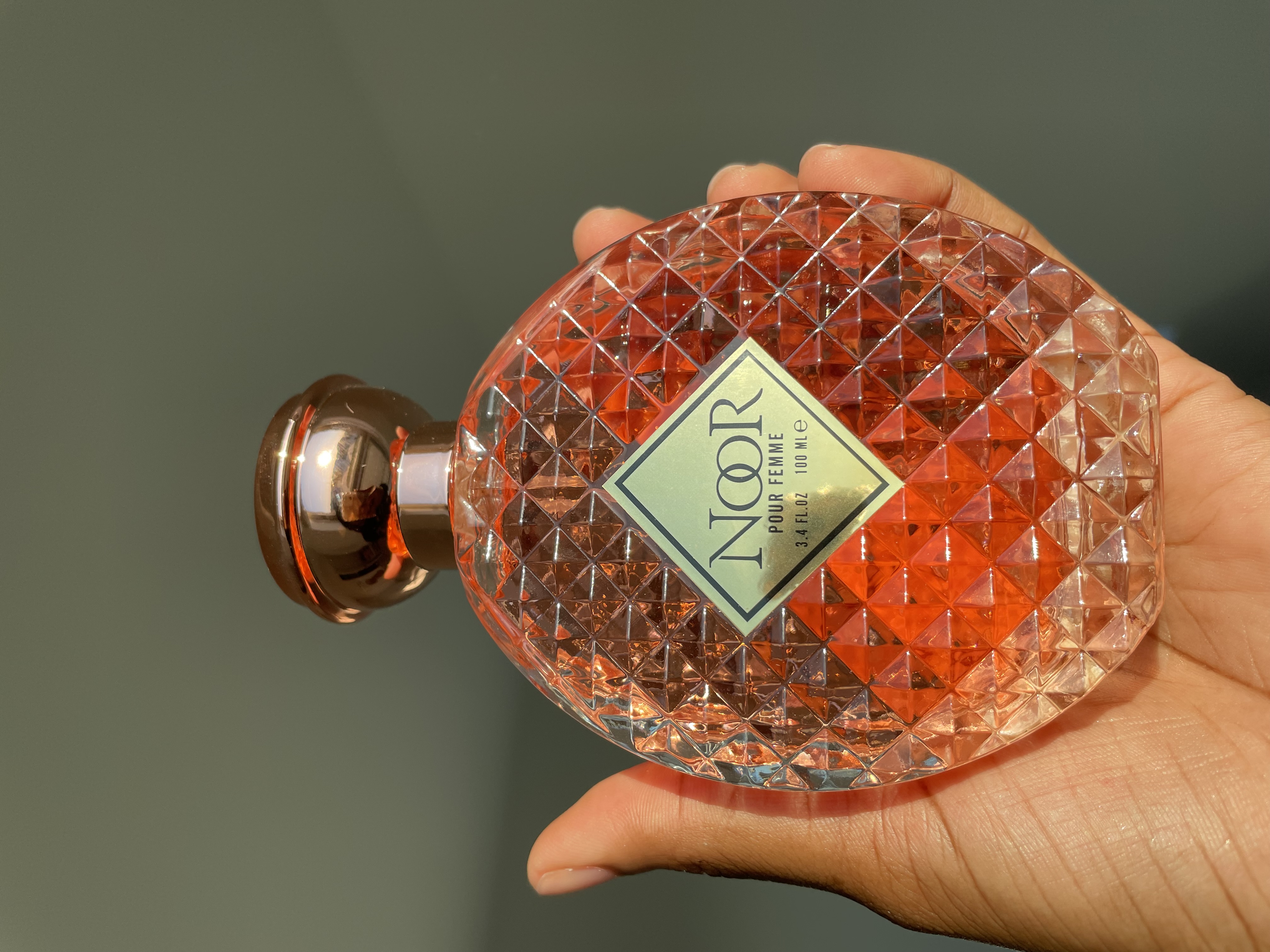 Noor Dubai Eau De Parfum