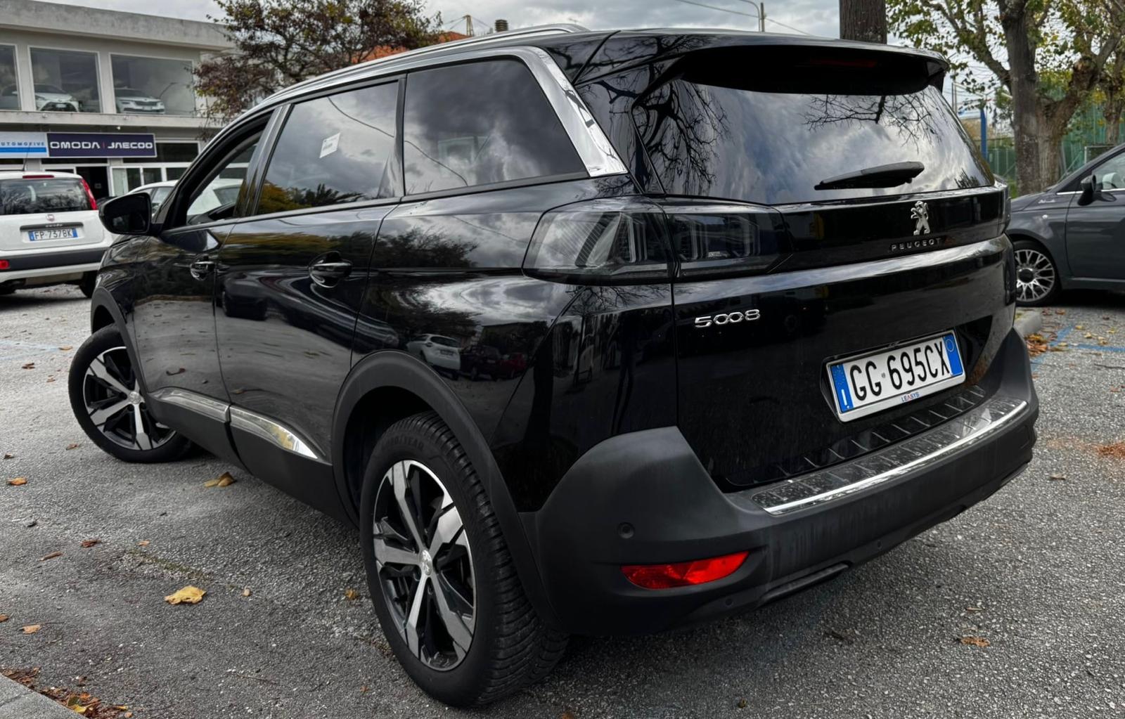 Peugeot 5008 BlueHDI Allure
