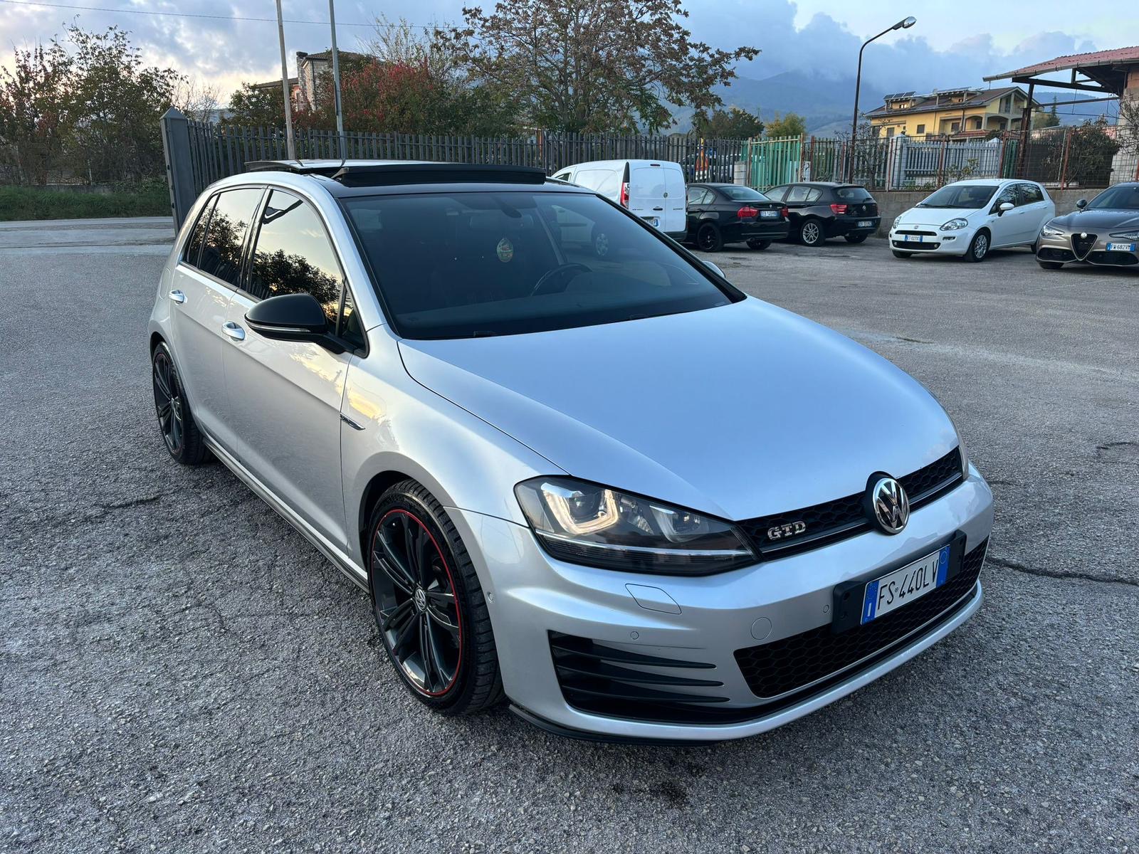 Volkswagen Golf GTD 2.0 TDI/184CV