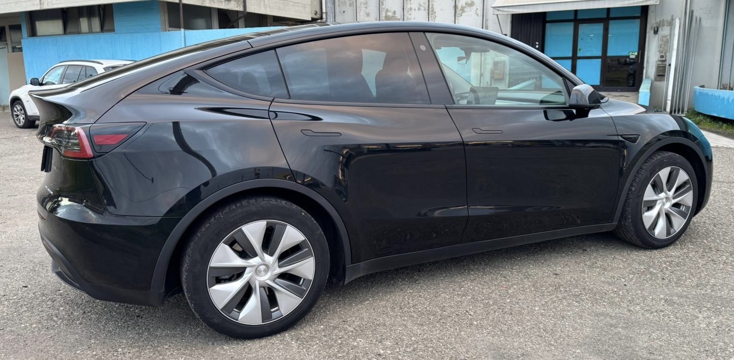 Tesla Model Y Dual Motor