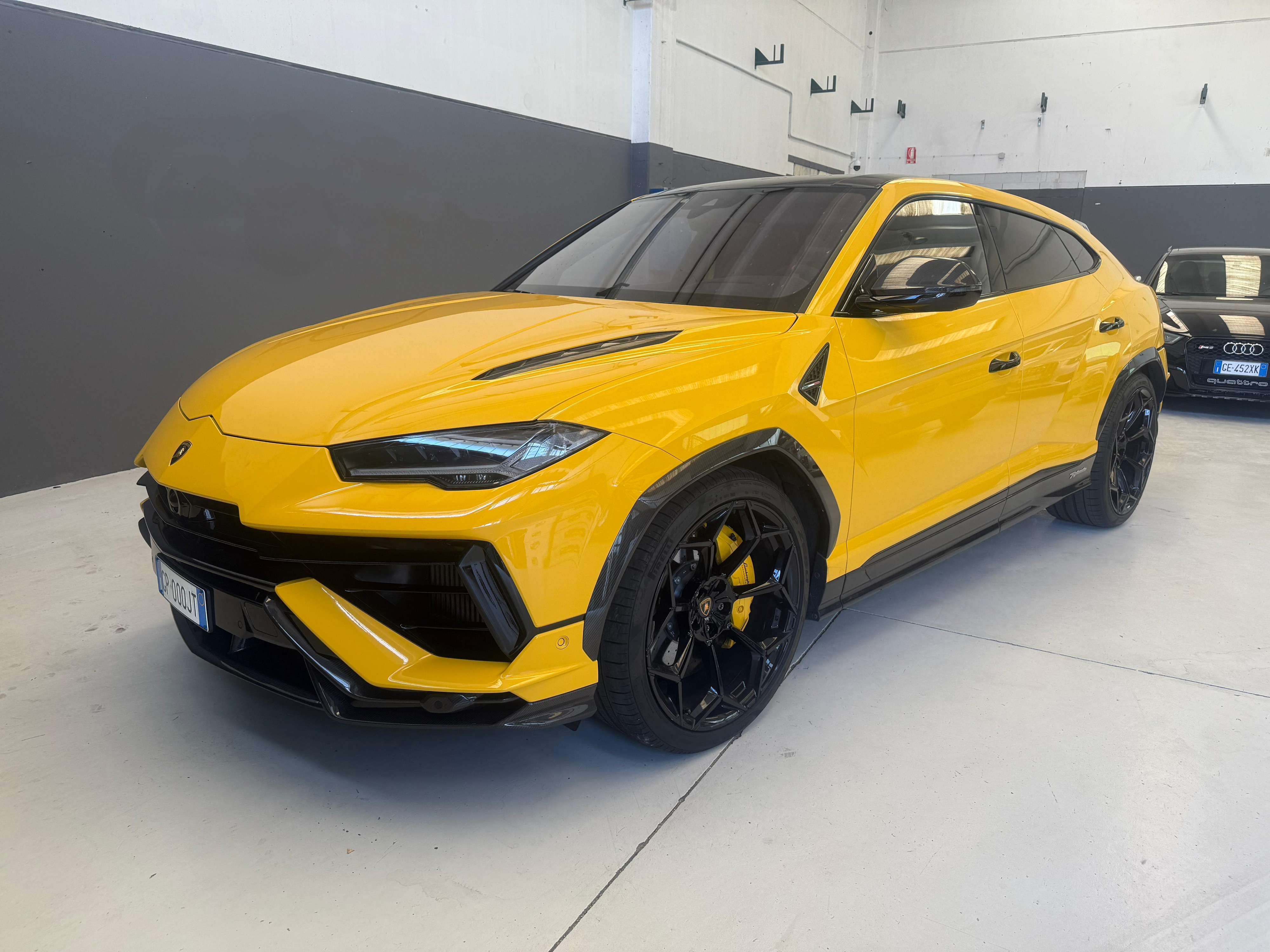 Lamborghini Urus Performante