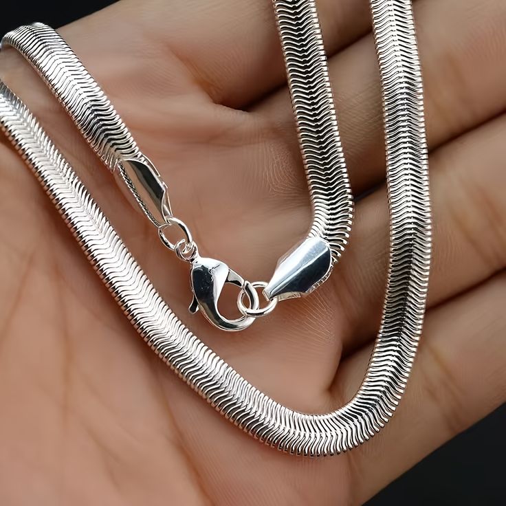 Herringbone Chain