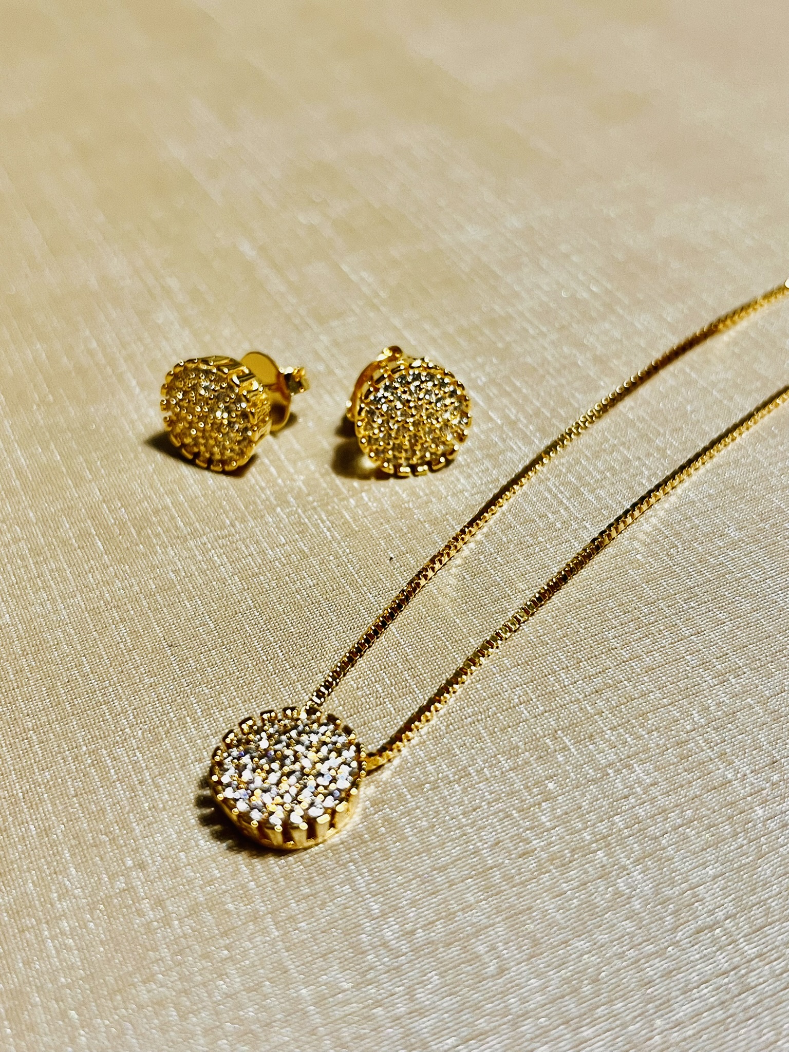 Conjunto Colar e Brinco Cravejados