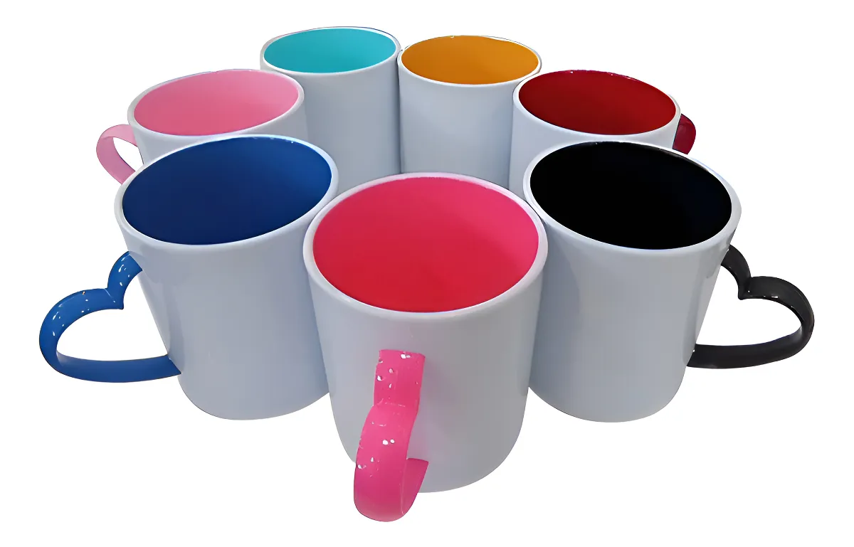 Caneca branca com alça em formato de coração/ colorio