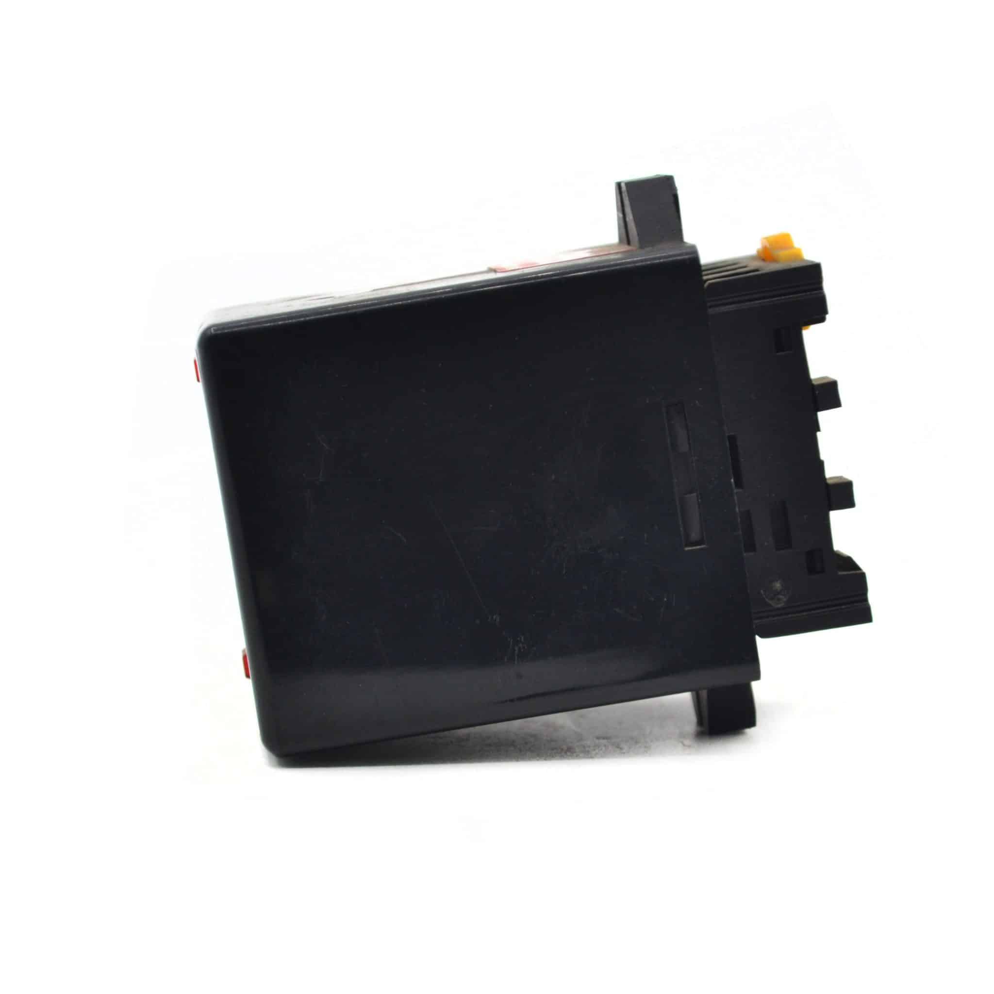 RELAY TYPE:AFR-1 220VAC BASE 8 PINES