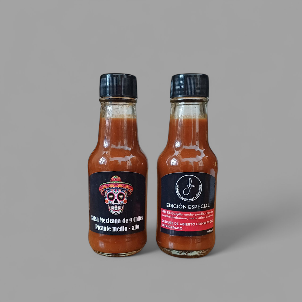 Salsa mexicana de 9 chiles secos 90 ml.