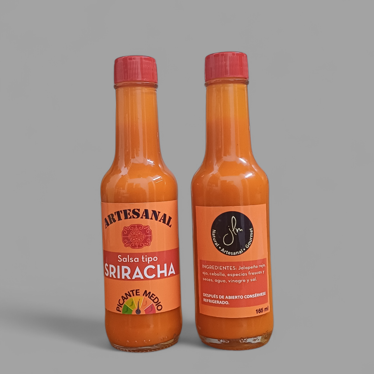 Salsa tipo sriracha fermentada de jalapeño rojo picor medio 165 ml.