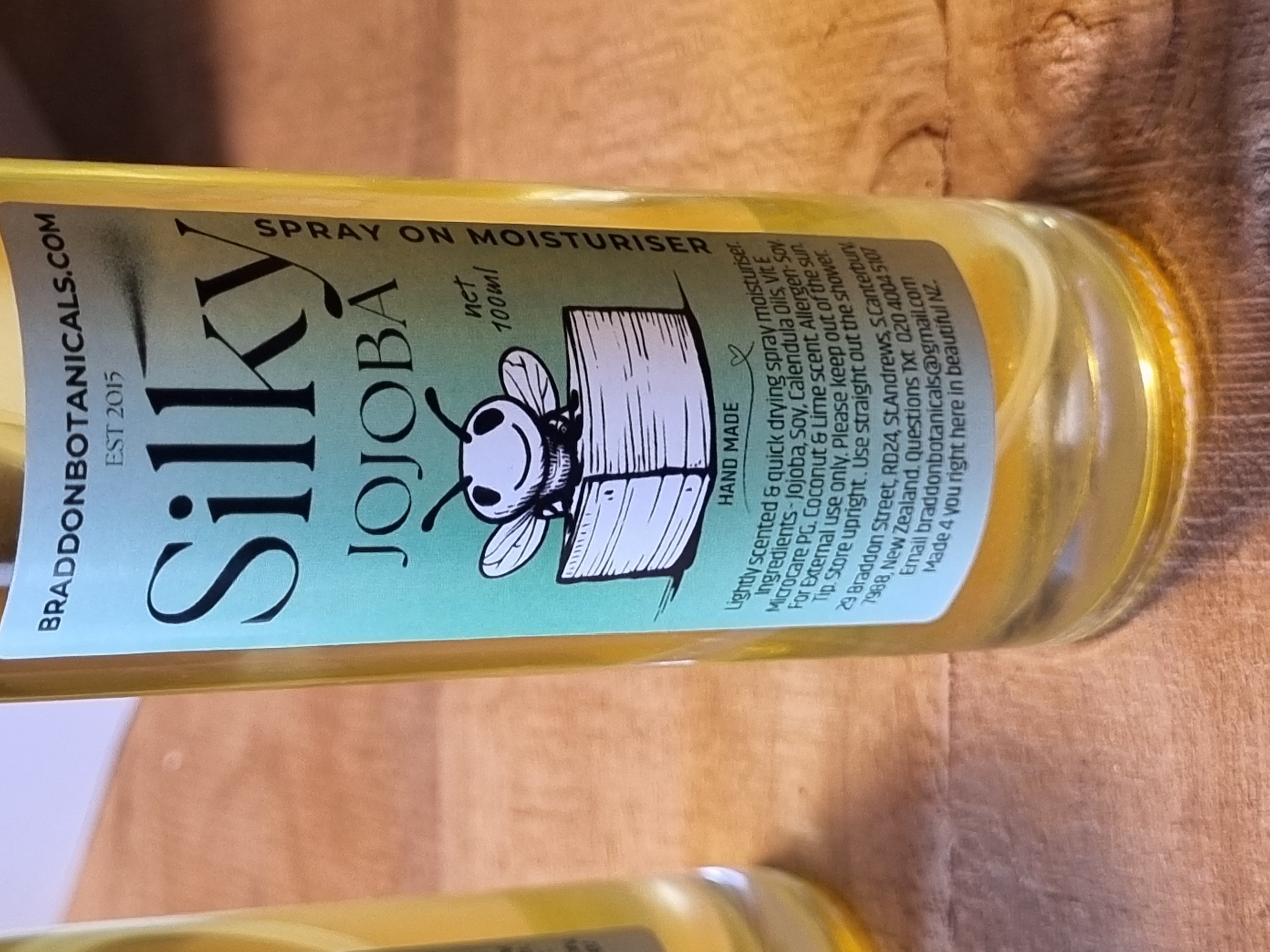 Silky - Luxury Spray On Moisturiser