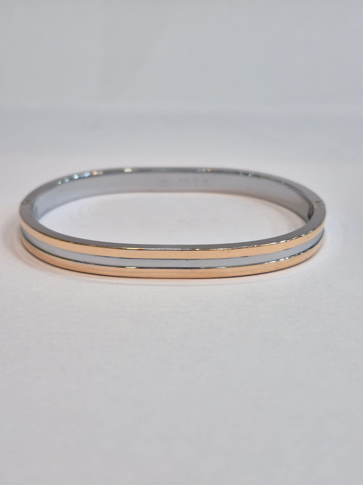 Elegant silver cuff kada