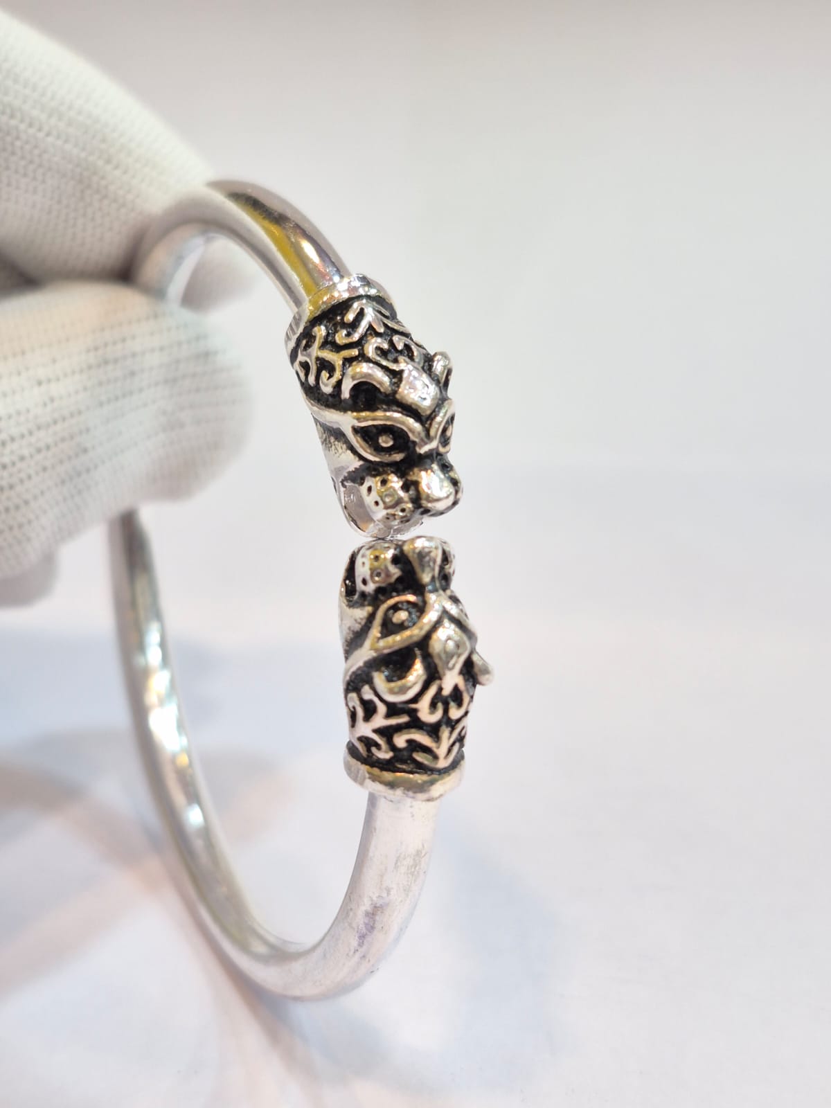 Silver Tiger Head Kada
