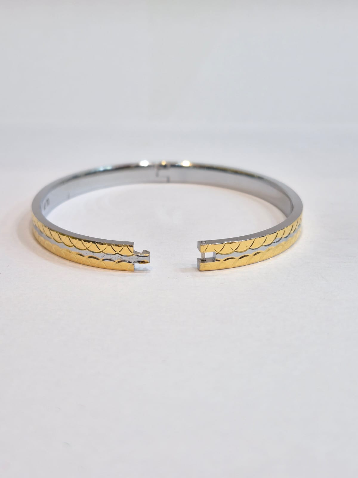Elegant Two-Tone Bracelet