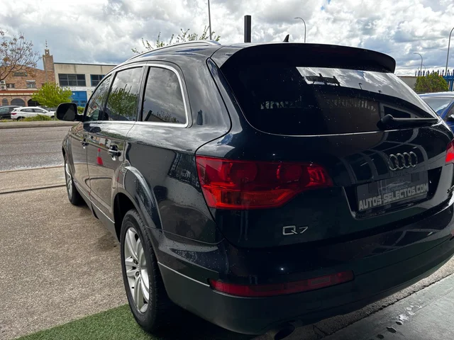 AUDI Q7 3.0 TDI quattro tiptronic