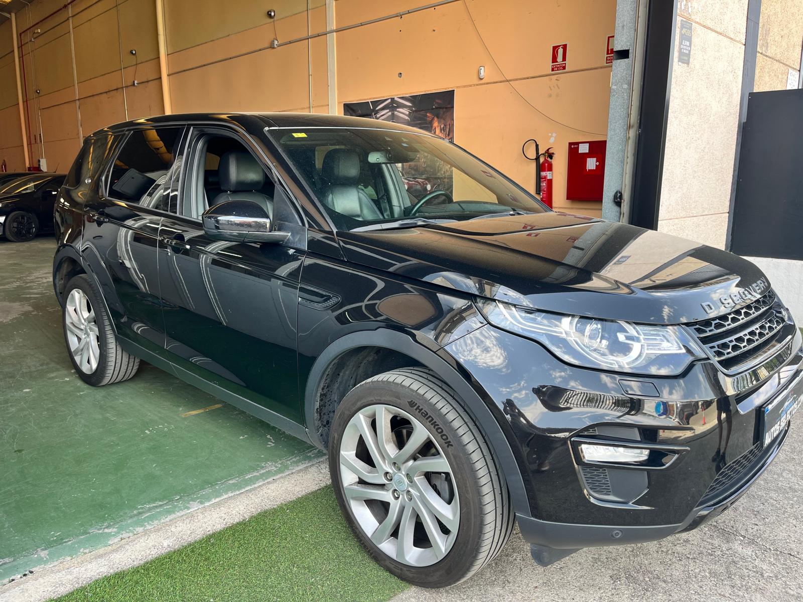 LAND-ROVER Discovery Sport 2.0L TD4 4x4 HSE Luxury