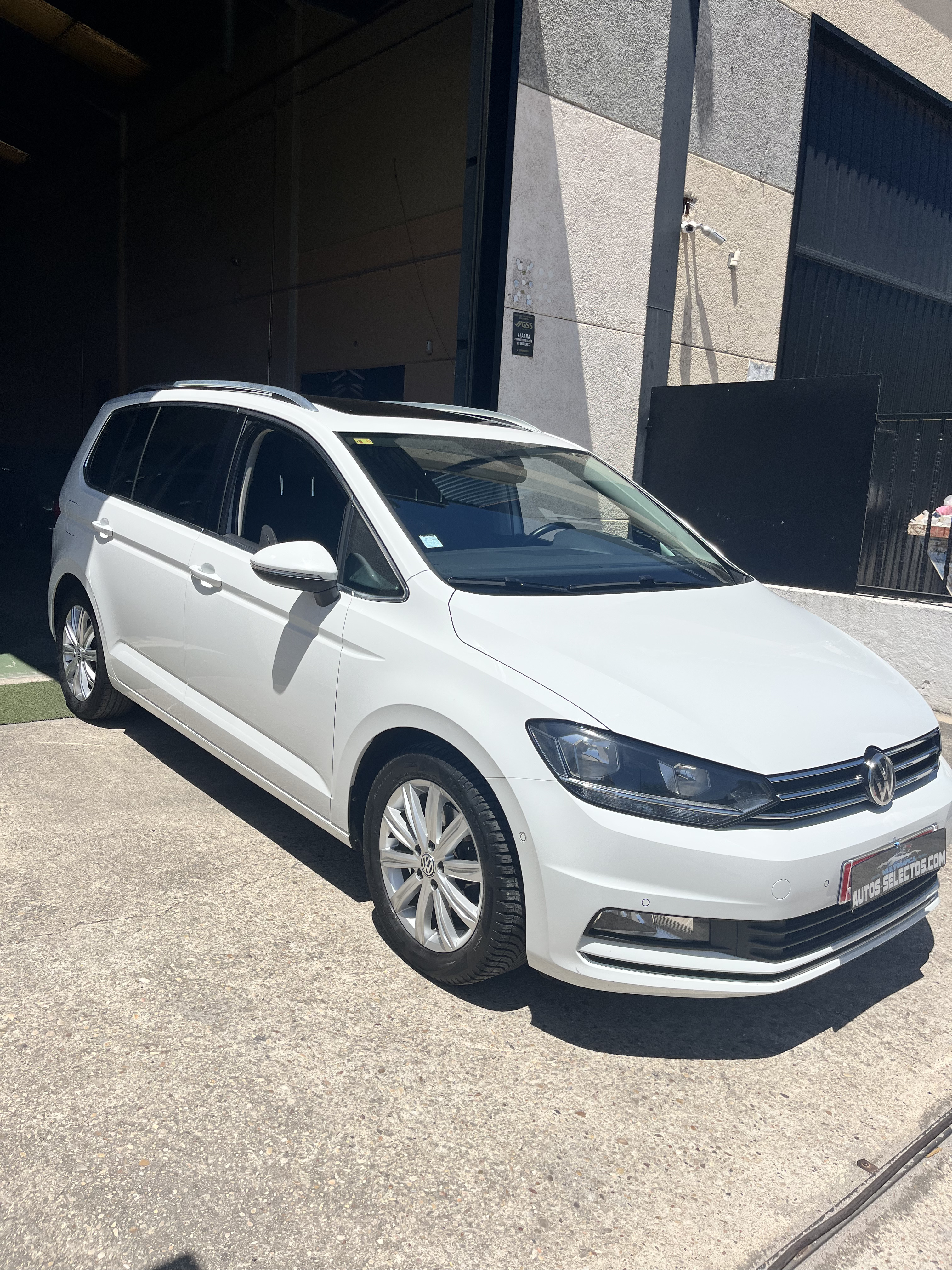 VOLKSWAGEN TOURAN 2.0 TDI CR BMT SPORT TSG 110KW