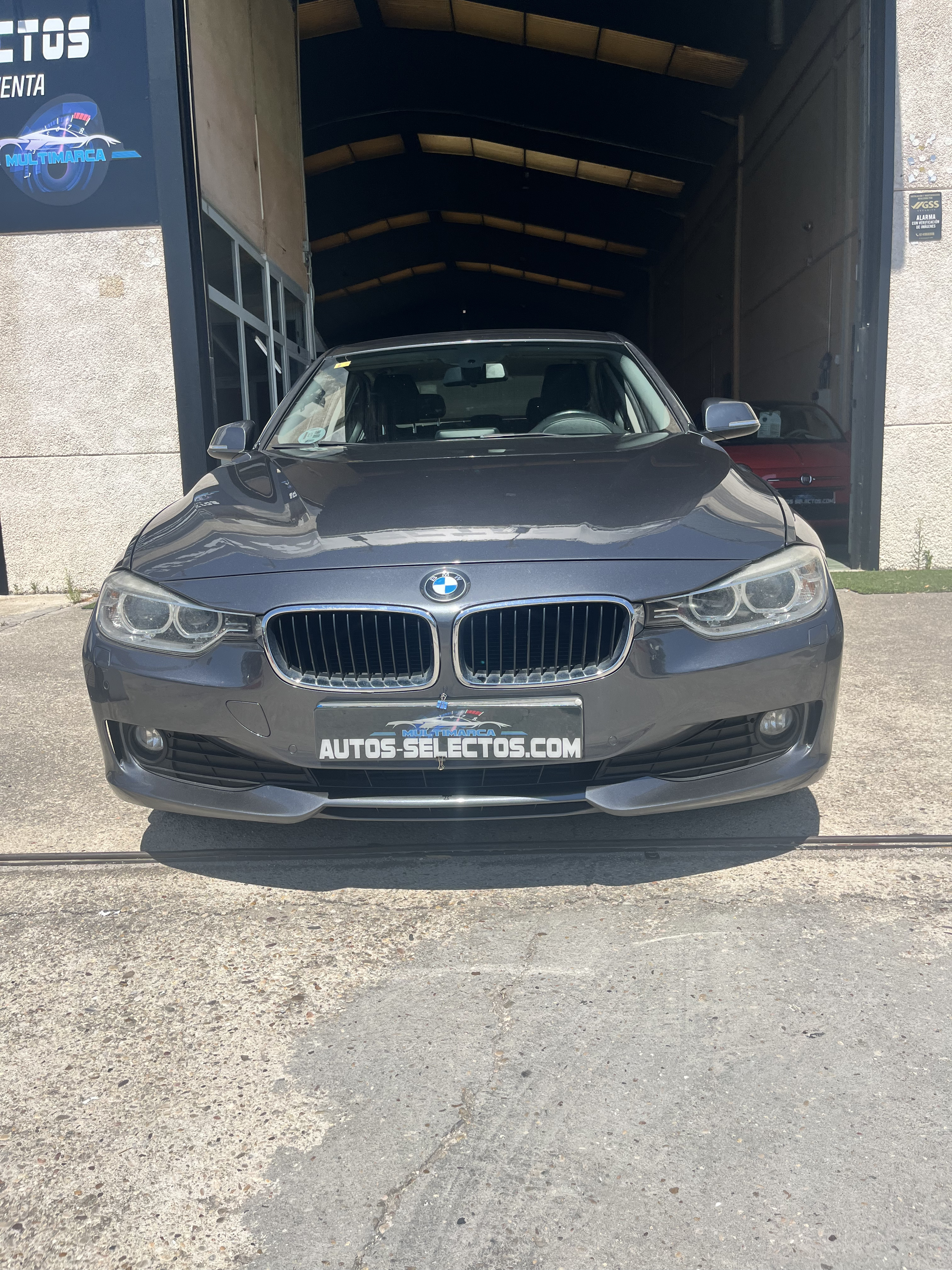BMW Serie 3 320dA Modern