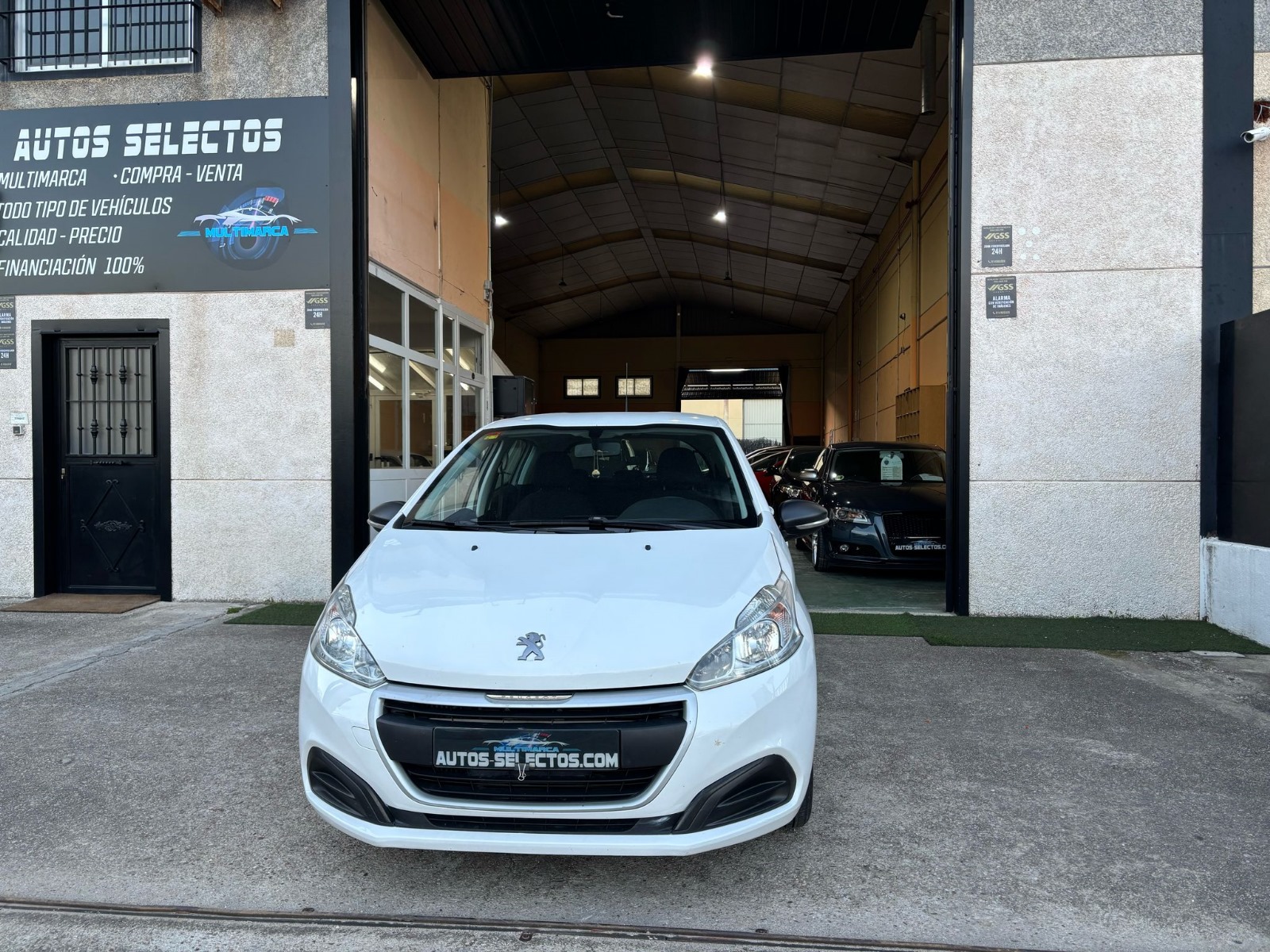 PEUGEOT 208 5P HDI