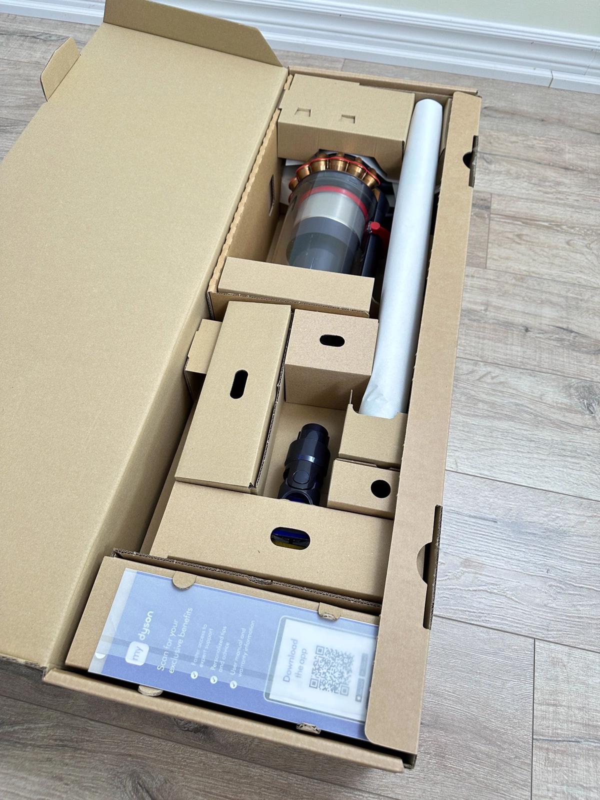 Dyson Gen5 Detect fluffy