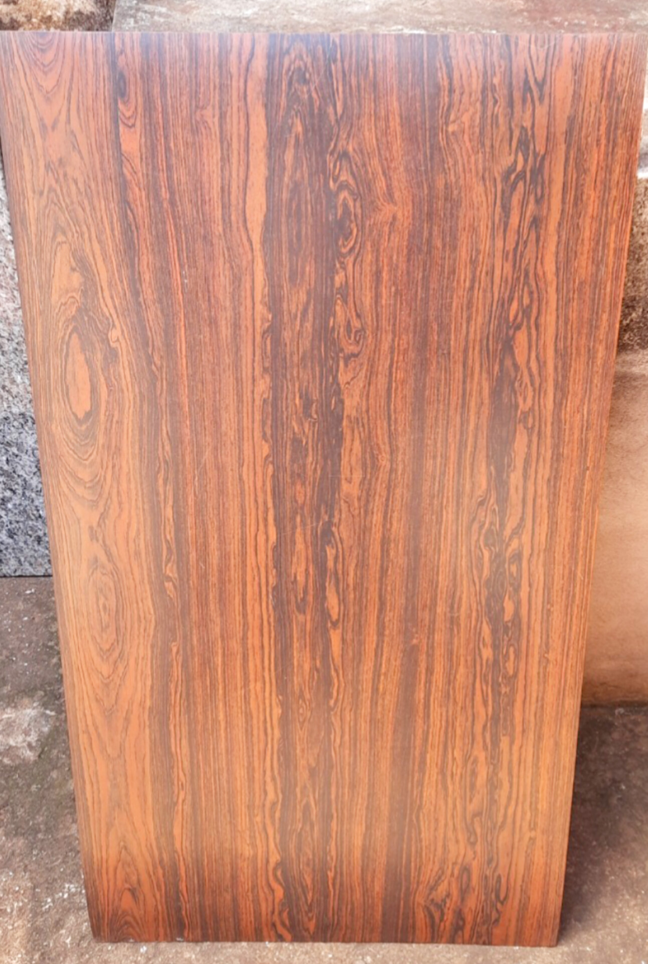 Tampo de mesa de madeira anos 1970