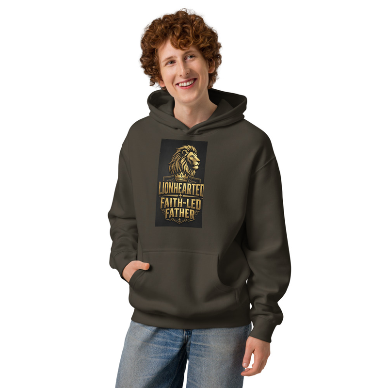 Lionhearted - Men’s box hoodie