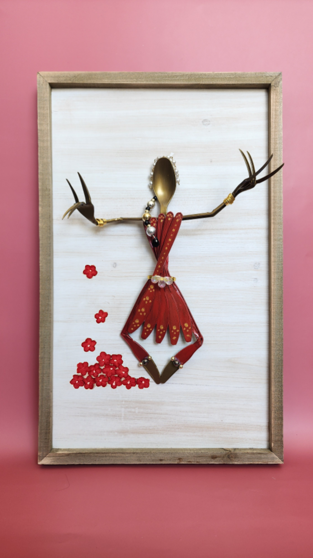 Plastic Utensil Bharatanatyam Dancer - Veena