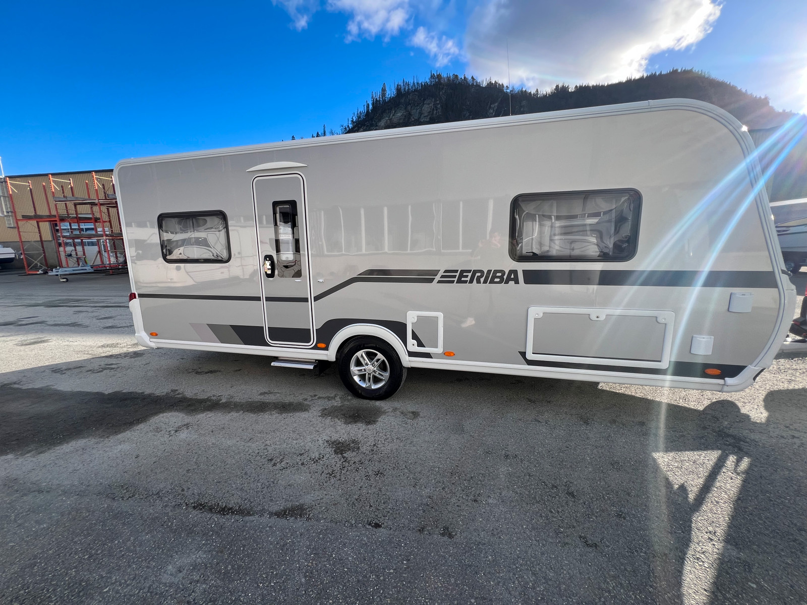 Hymer ERIBA NOVA 530 