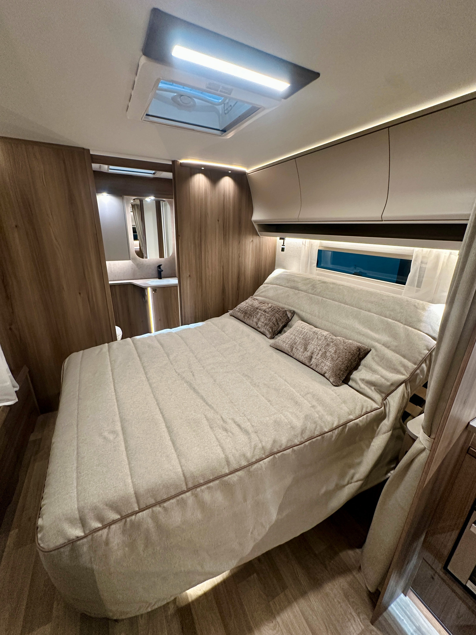 KABE ROYAL 740 CTDL E8 