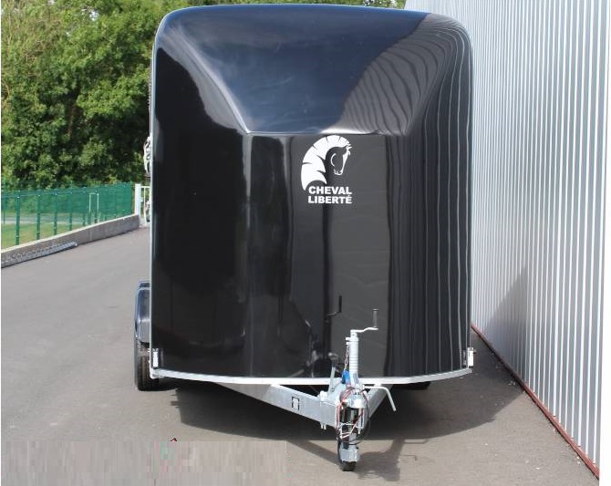 Cheval Liberté Max4