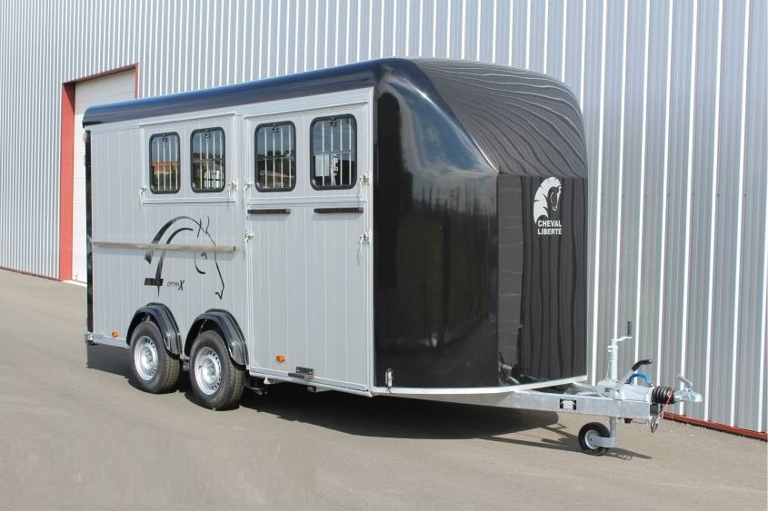 Cheval Liberté Max4