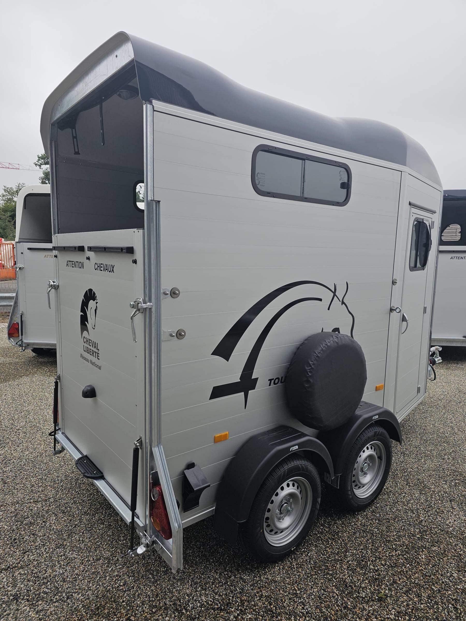 Van Cheval Liberté Touring One