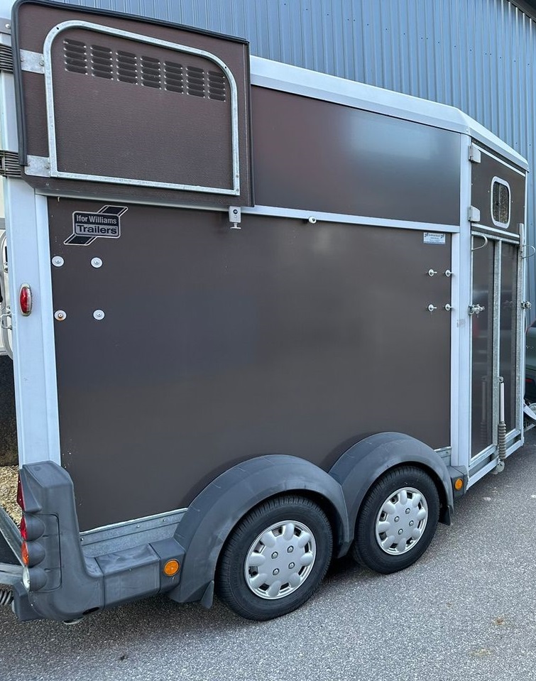 IFOR WILLIAMS MODELE HB511
