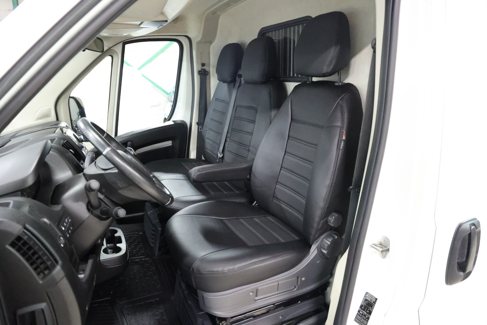 Peugeot Boxer L2H1 modèle 2021