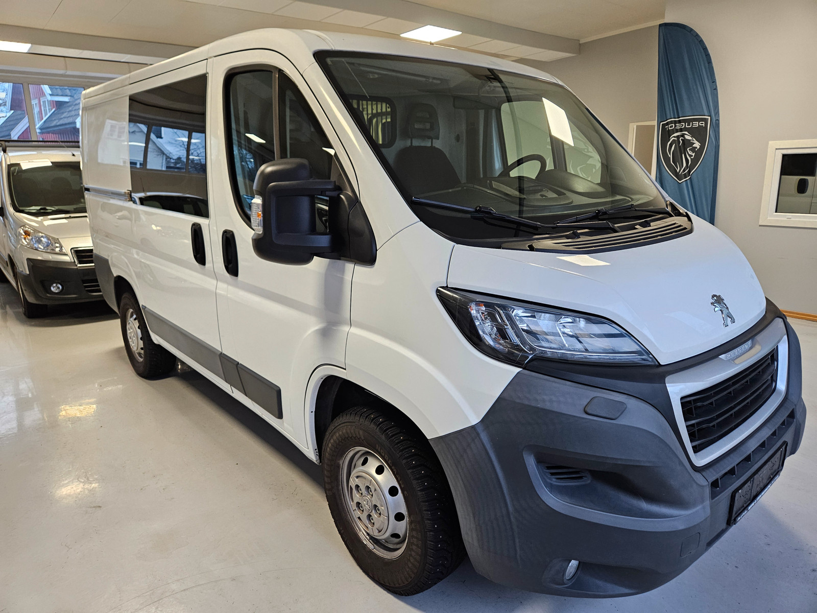 Peugeot Boxer Master 330 2.0 BlueHDI 110 ch L1H1