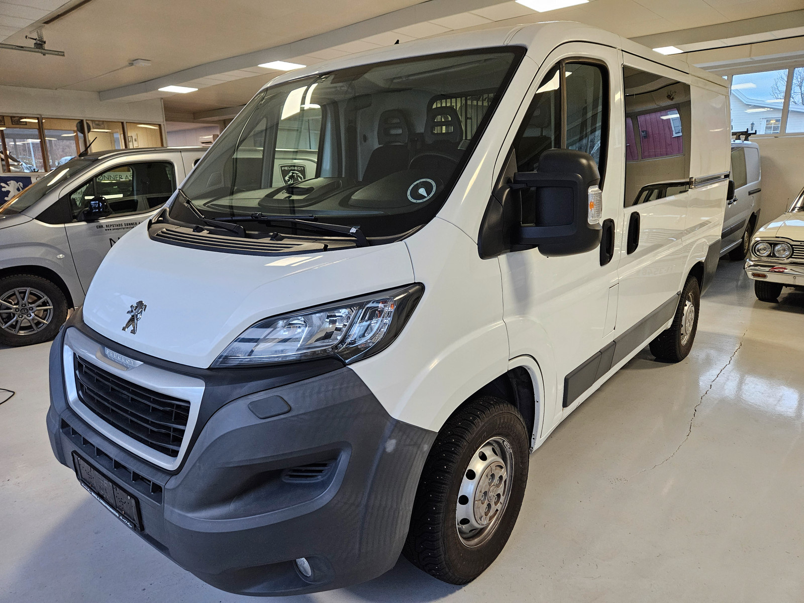 Peugeot Boxer Master 330 2.0 BlueHDI 110 ch L1H1