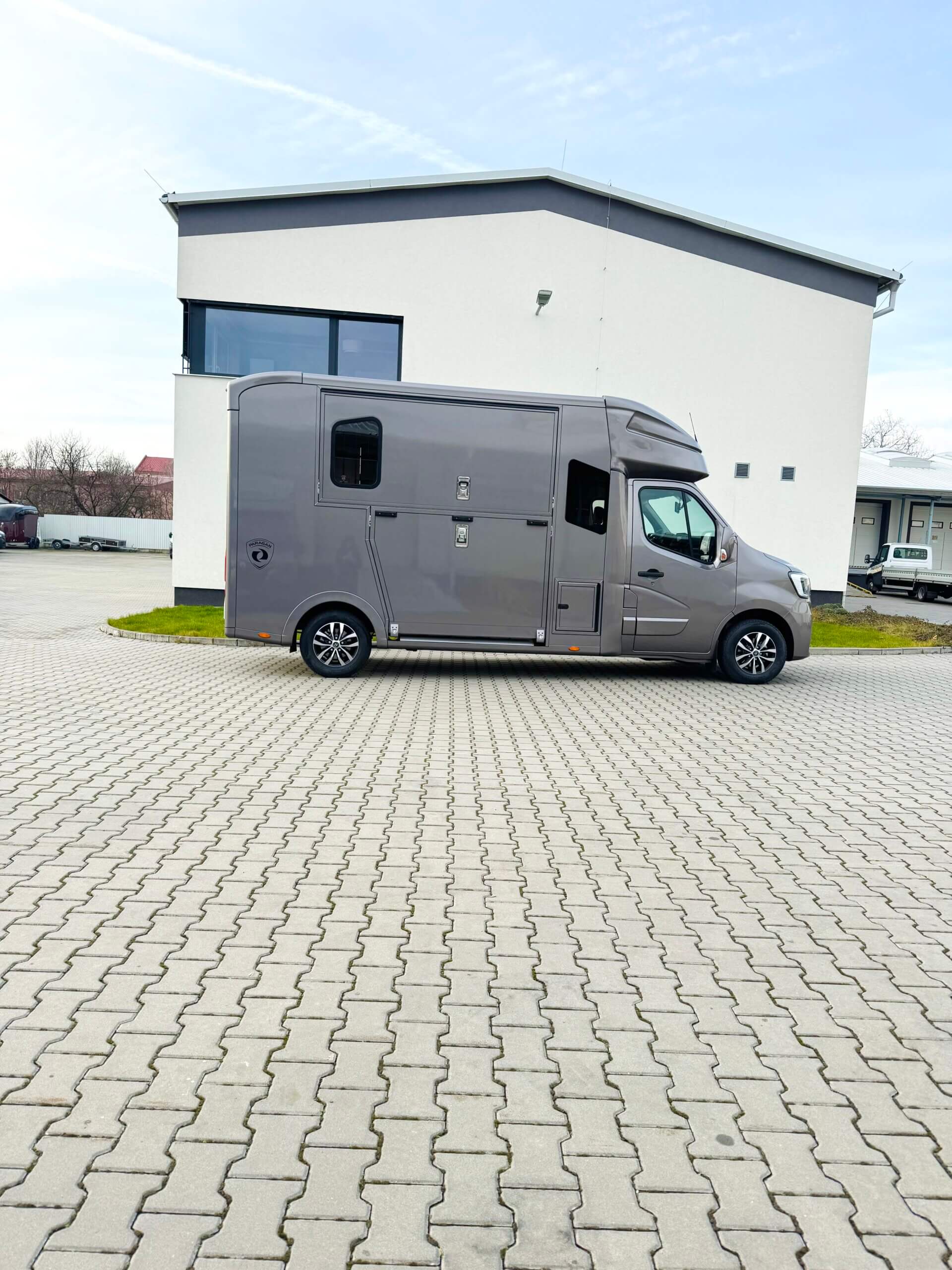 VL Renault Master PARAGAN Excelsion 5