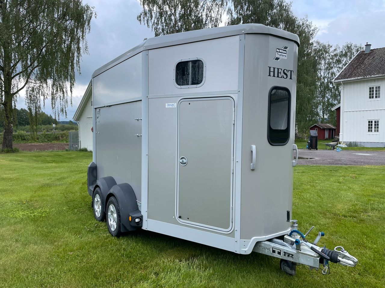 IFOR WILLIAMS - HB511