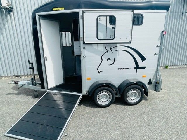 Van Cheval Liberté Touring Country