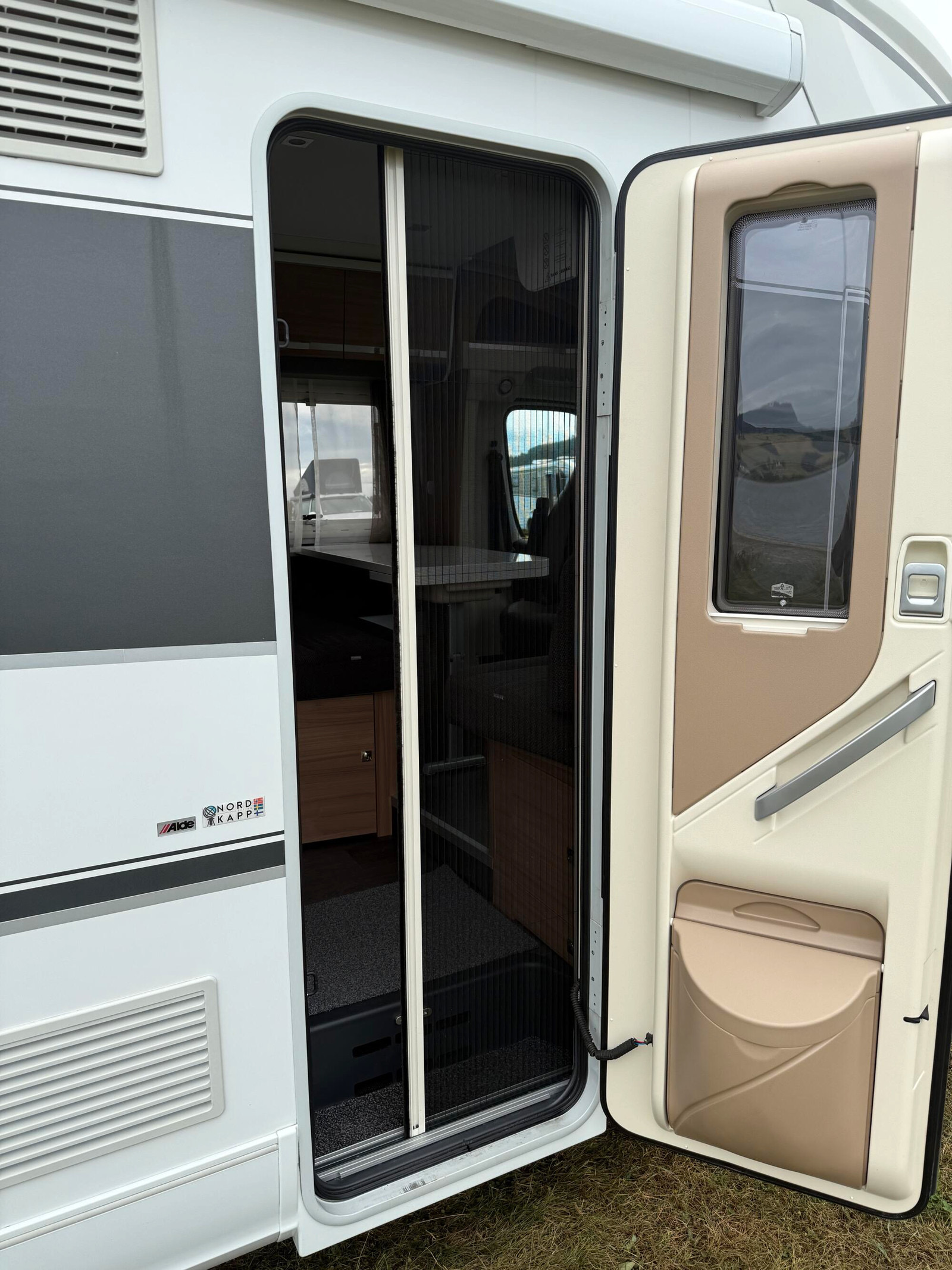 CAMPING-CAR Adria  Matrix 670SC