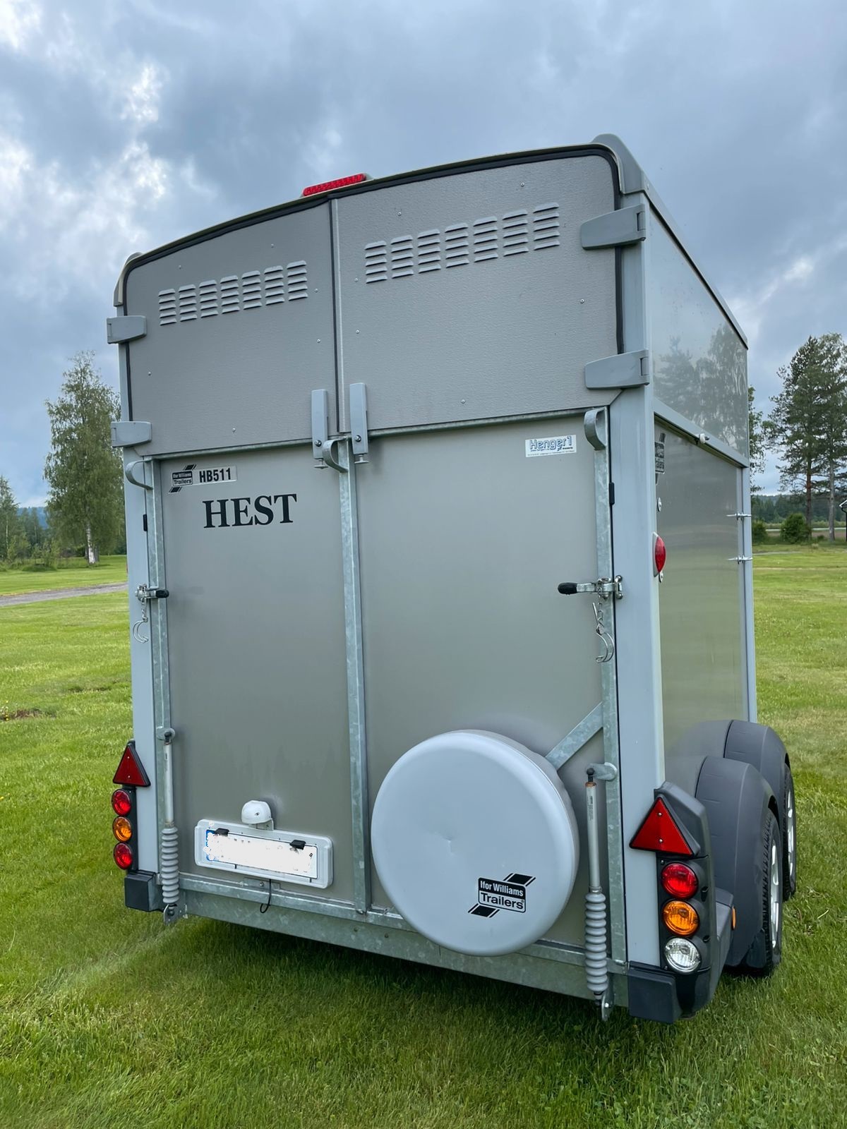IFOR WILLIAMS - HB511