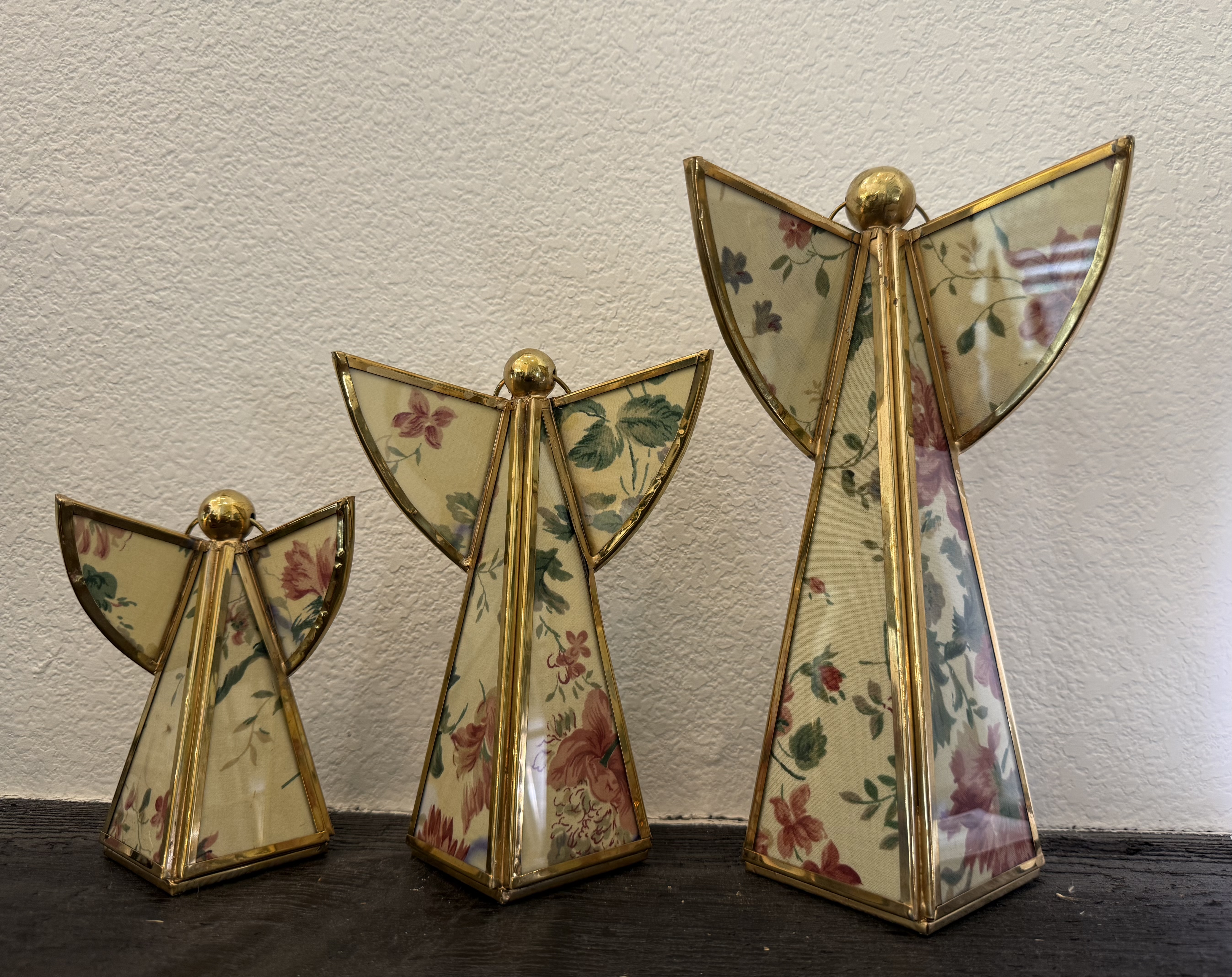 Home Accessories - Decorative Table Top - Angle 