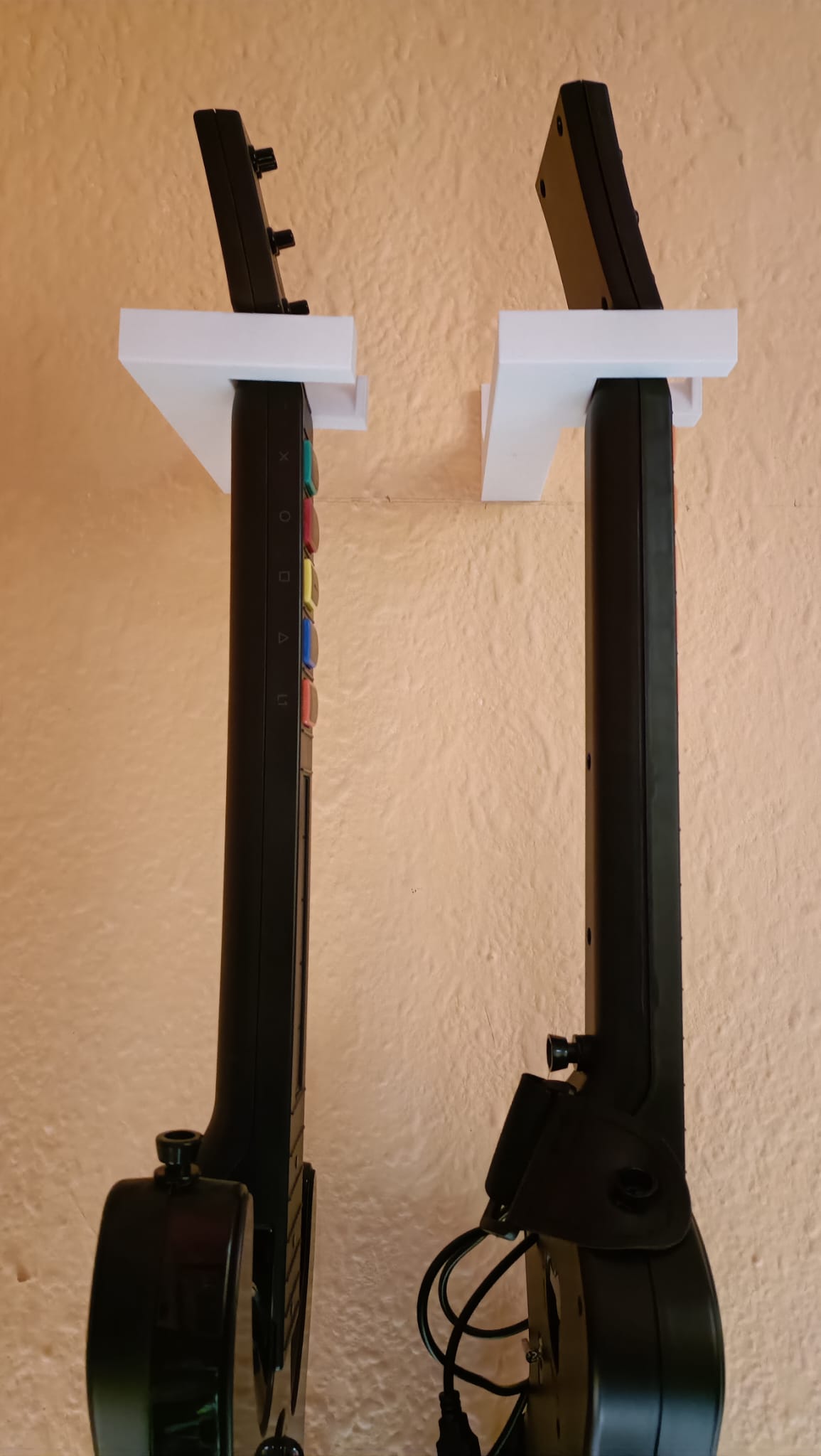 GH Guitar Wall Mount Model 1