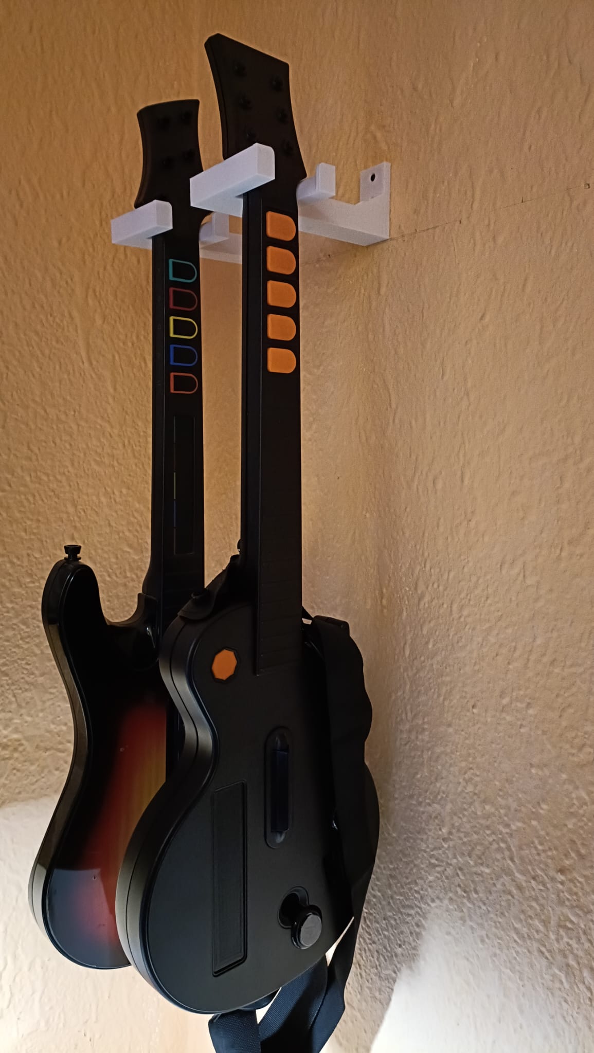 GH Guitar Wall Mount Model 1