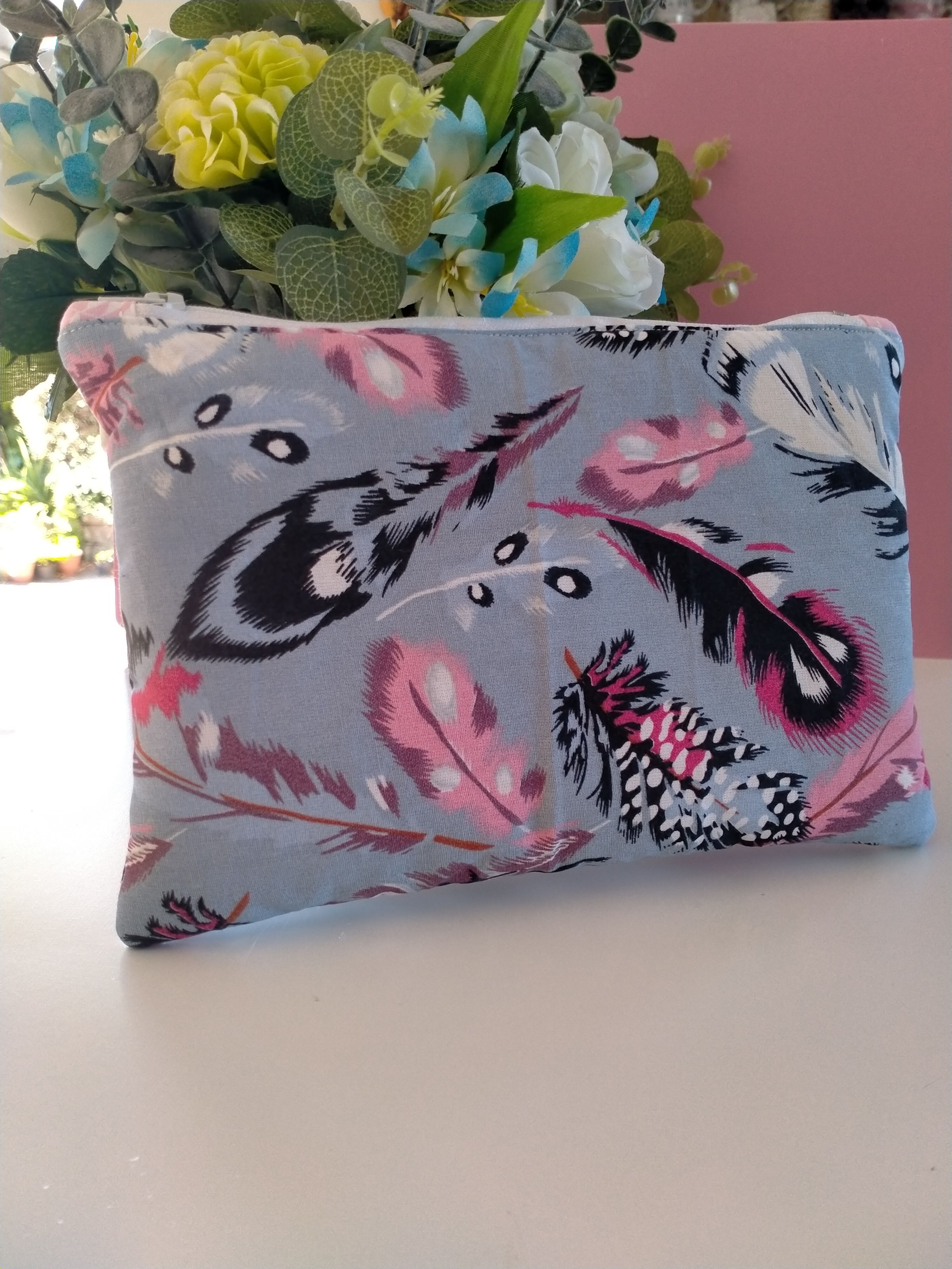 Feather - Makeup bag