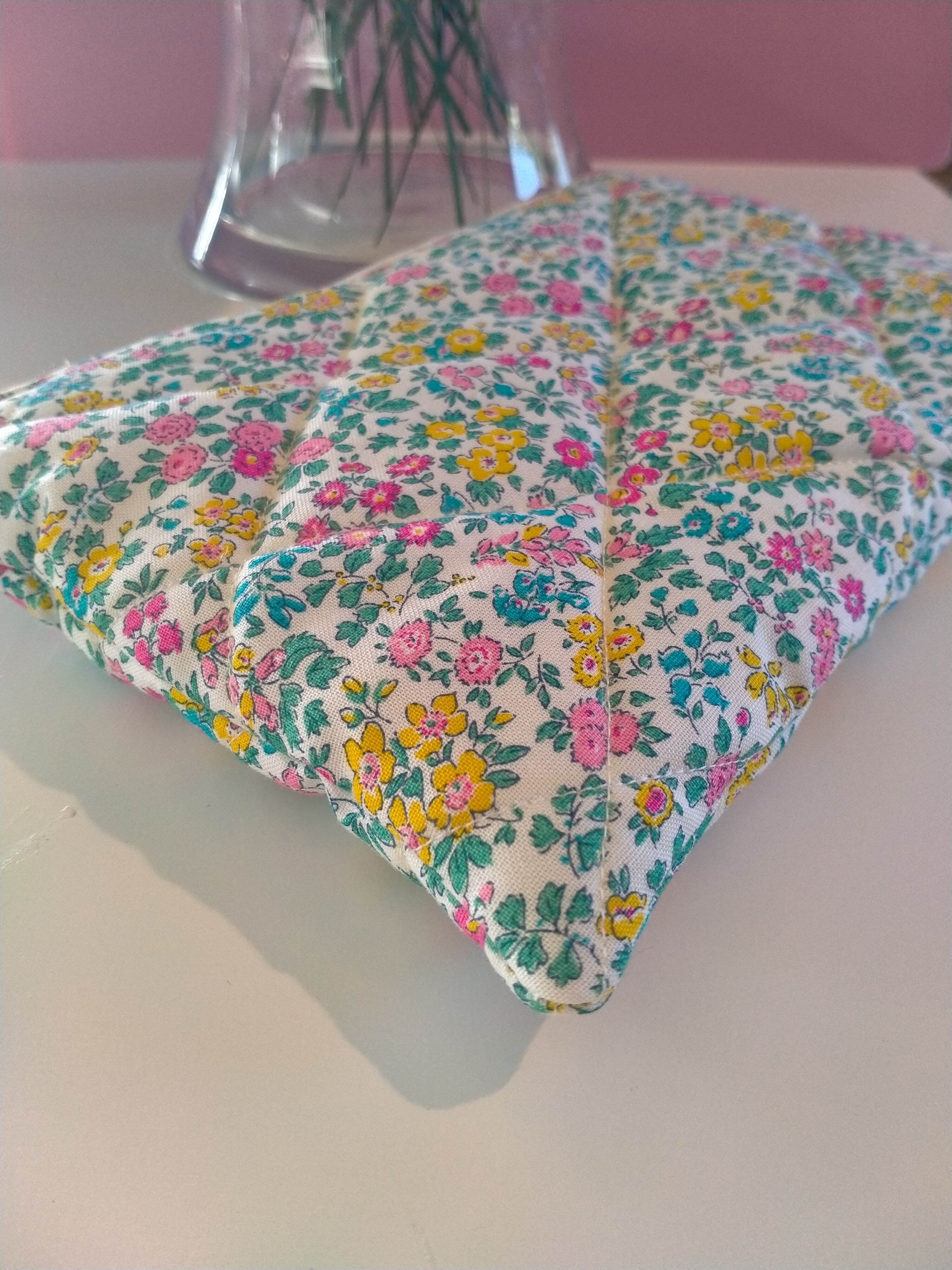  Quilt style makeup bag - Mini flower garden