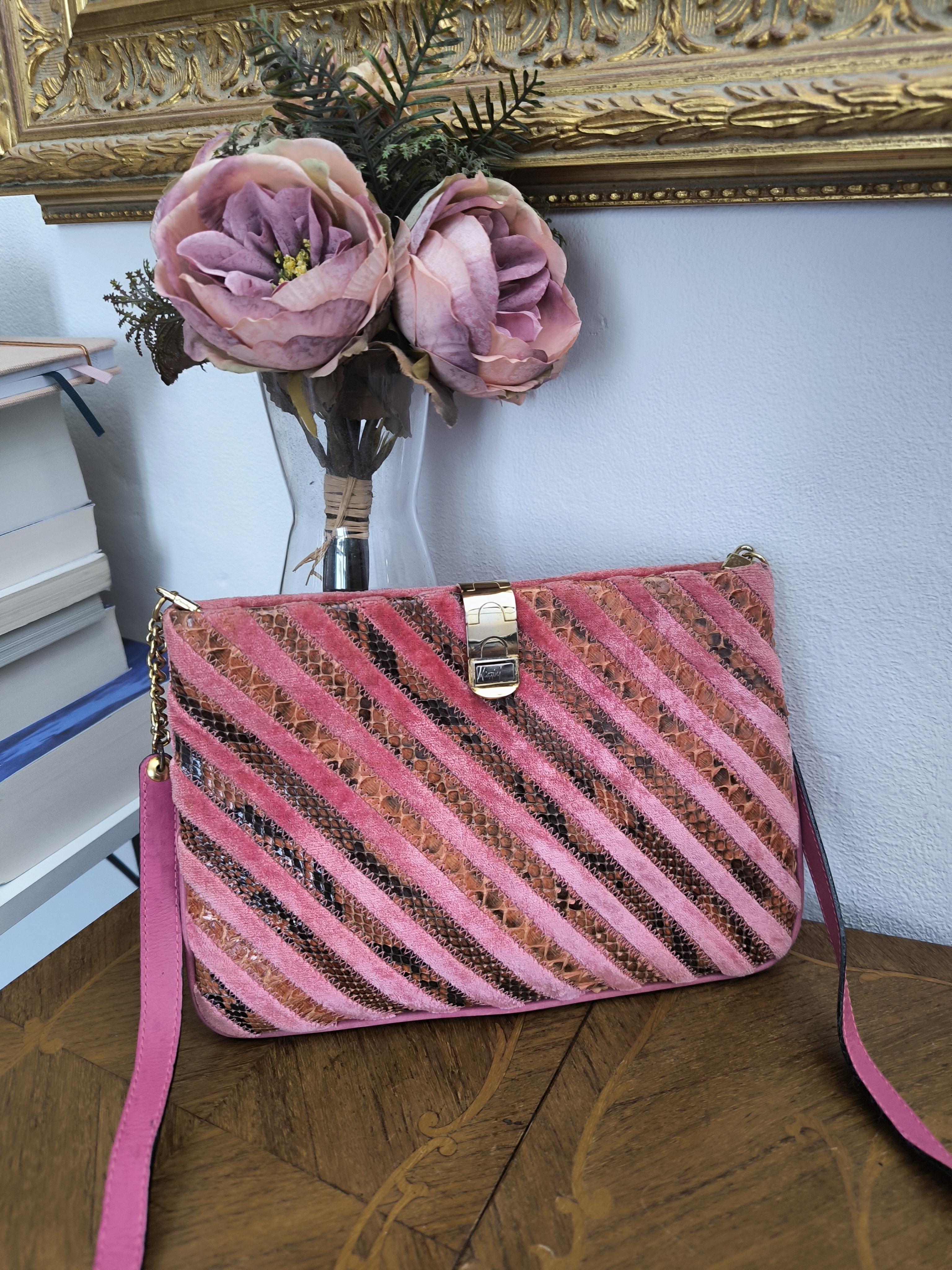 Borsa vintage Mazzini in velluto rosa e rettile