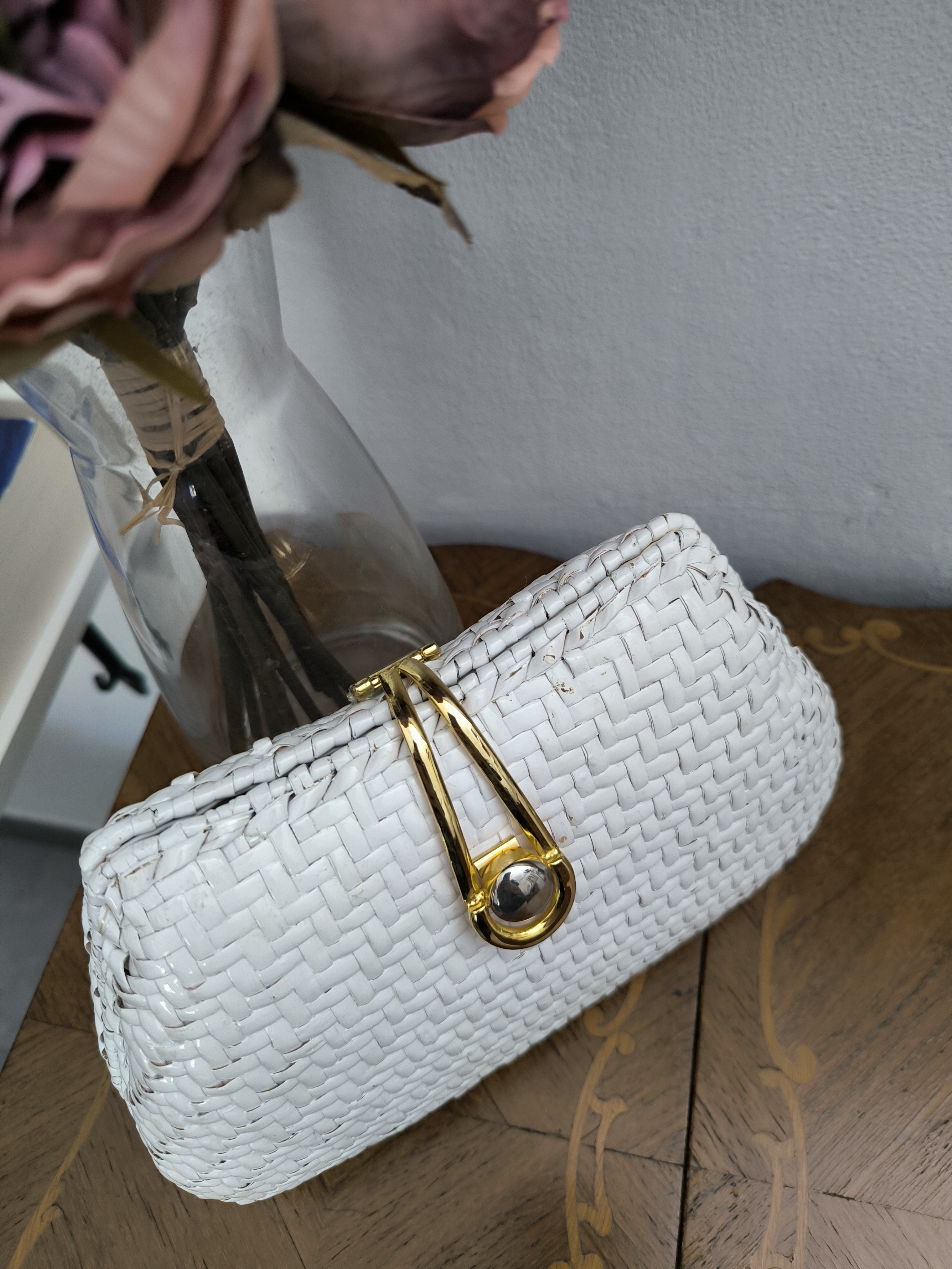 Clutch vintage in paglia