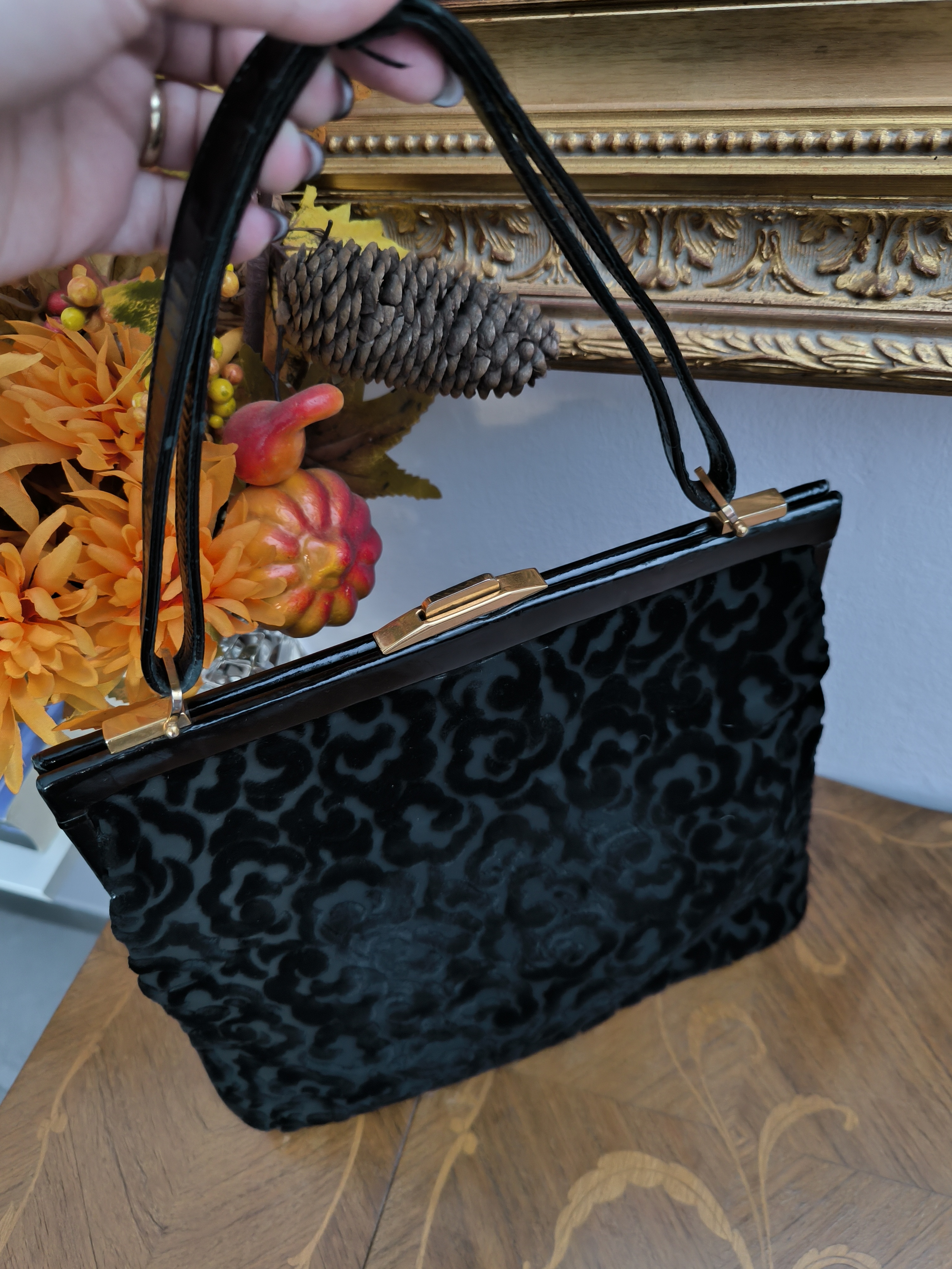 Borsa anni 50/60 in velluto damascato 